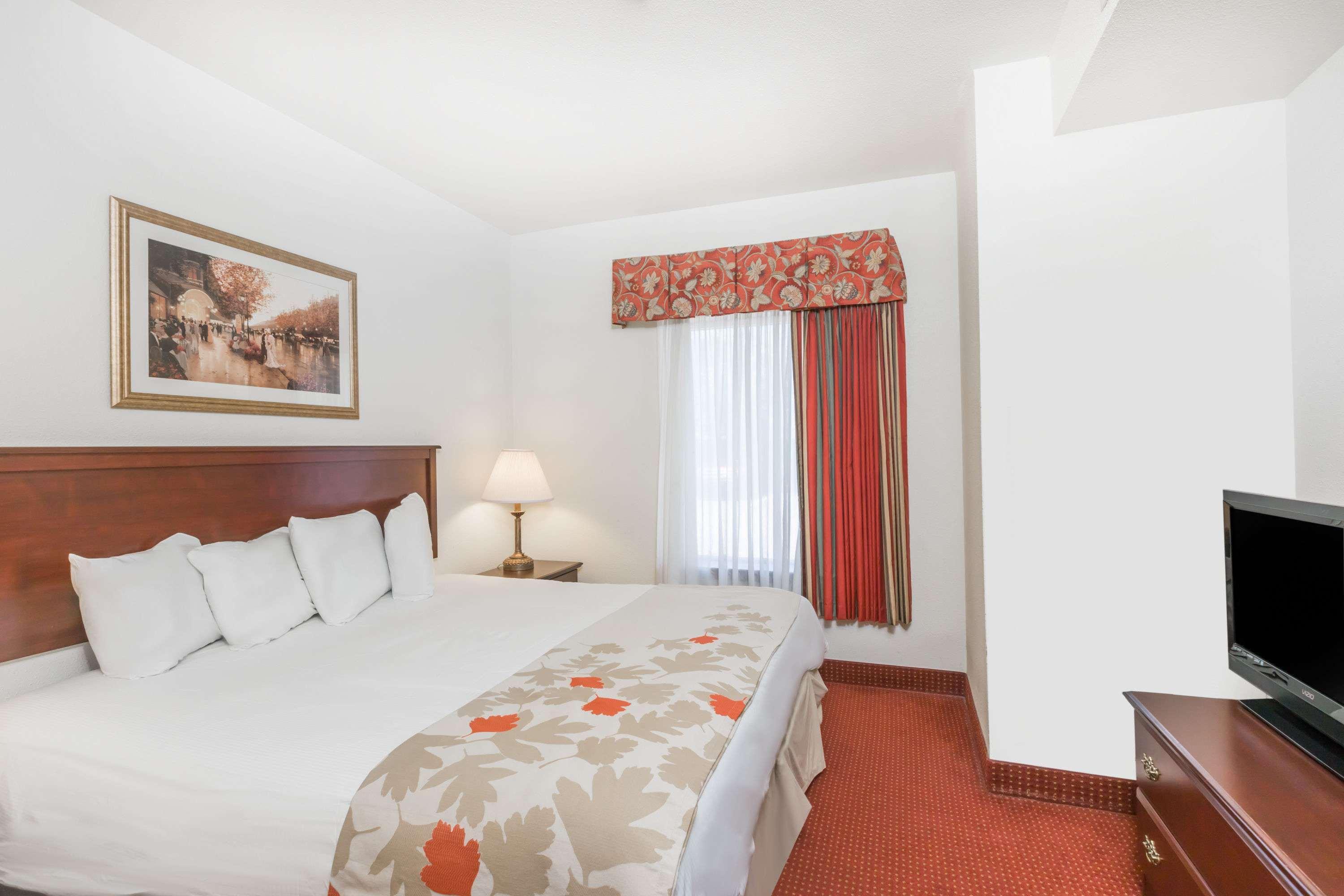 Clarion Pointe Charleston - West Ashley Hotel Bagian luar foto