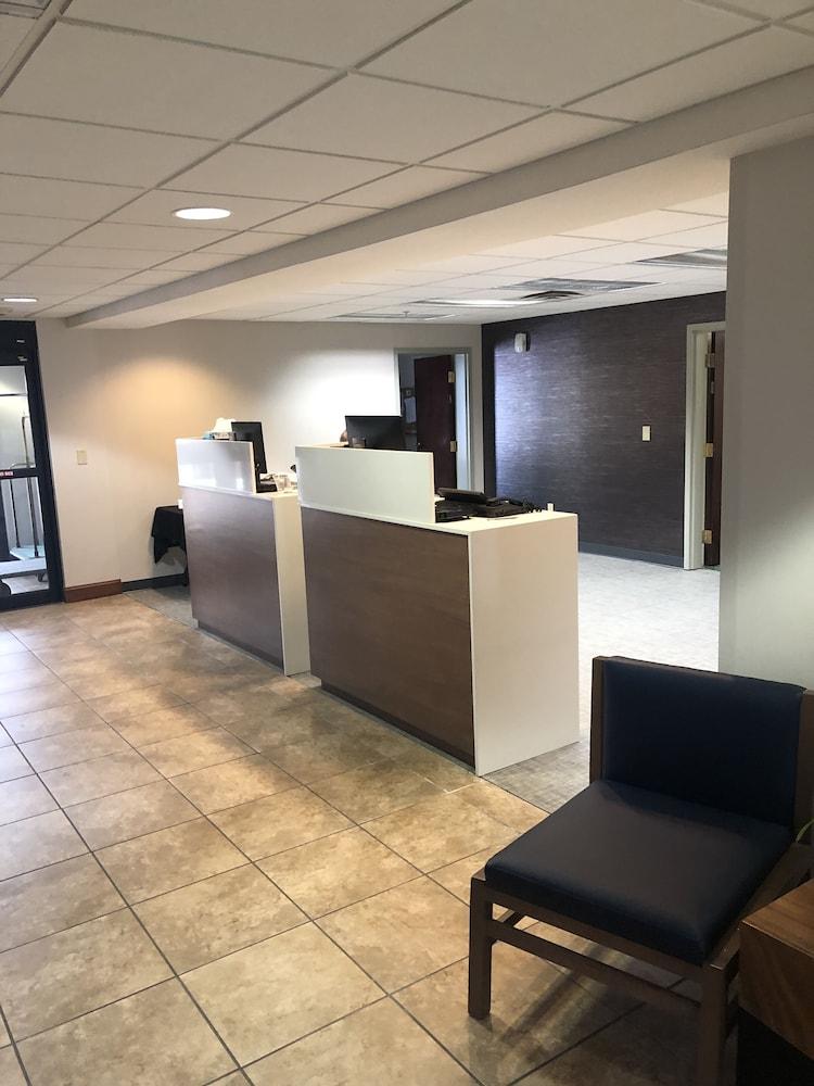 Clarion Pointe Charleston - West Ashley Hotel Bagian luar foto