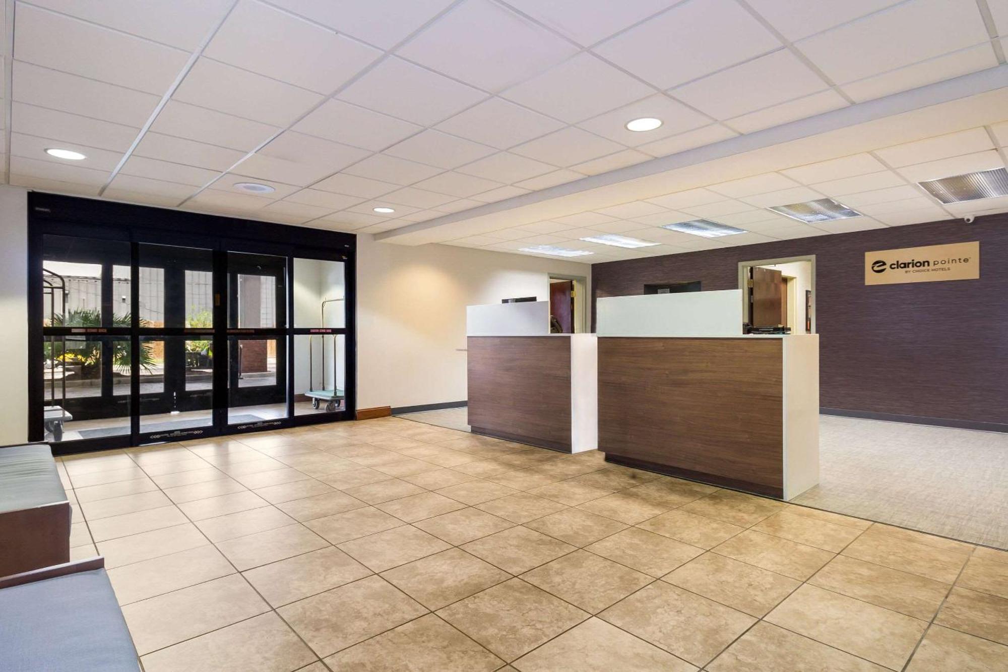 Clarion Pointe Charleston - West Ashley Hotel Bagian luar foto